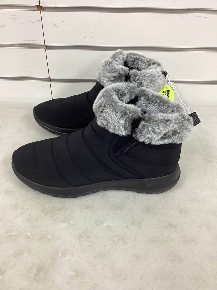 Skechers Women's On-The-Go Joy Boot Size 7