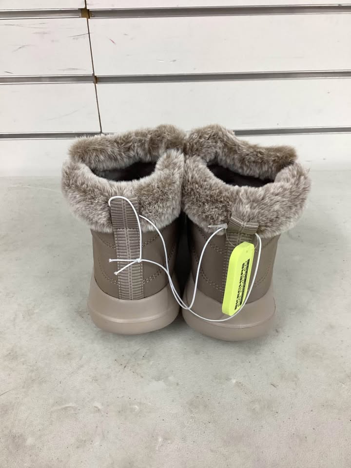Skechers Women's On-The-Go Joy Boot Taupe Size 10