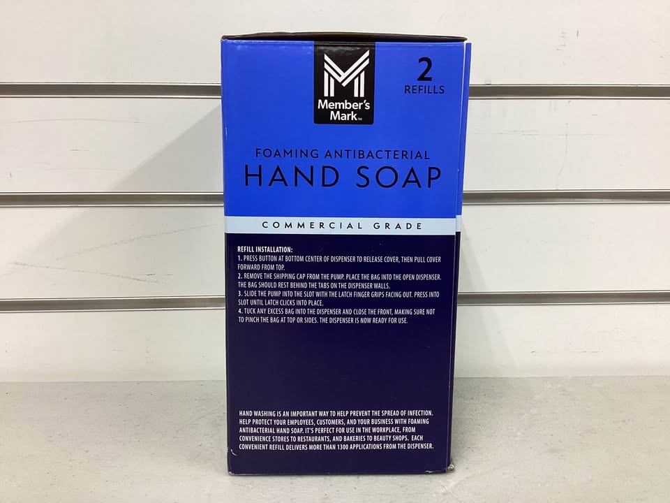 Member's Mark Antibacterial Foaming Hand Soap 2 PACK