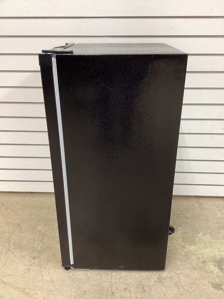 Arctic Chef 3.2-Cu. Feet Mini Refrigerator
