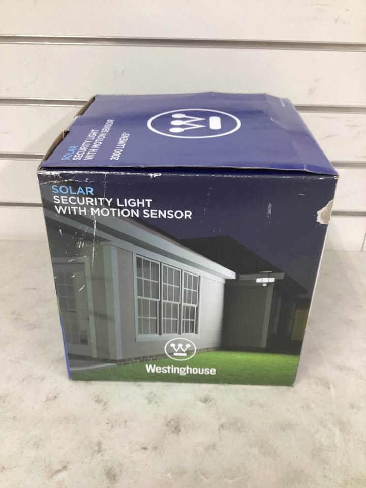 Westinghouse 2000 Lumen Solar Triple Head LED Security Light