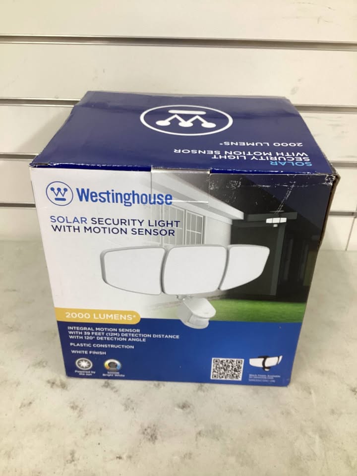 Westinghouse 2000 Lumen Solar Triple Head LED Security Light