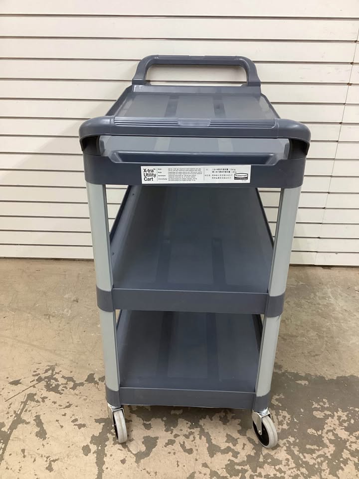 Rubbermaid Utility Cart