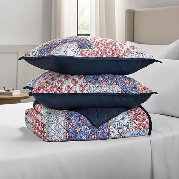 Member’s Mark King Size 3-Piece Printed Quilt Set