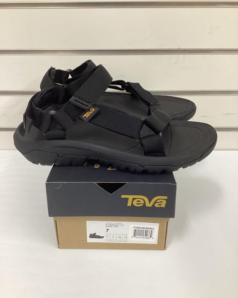 Teva Women's Hurricane XLT2 Sandal Size 7