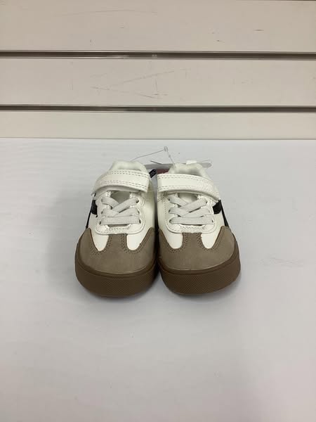 OshKosh B'Gosh Toddler Boys Fashion Sneaker Size 6