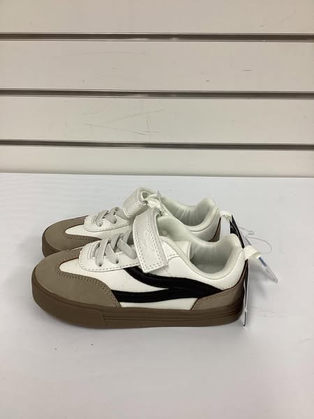OshKosh B'Gosh Toddler Boys Fashion Sneaker Size 9