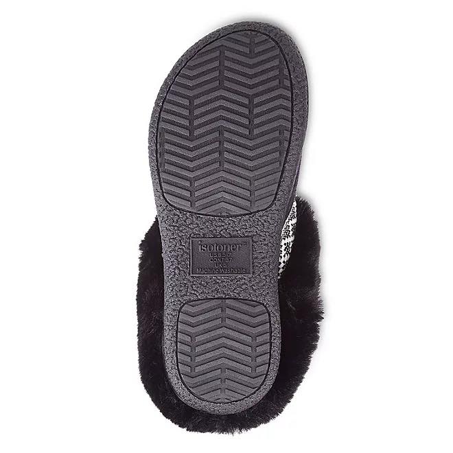Isotoner Women’s Classic Comfort Hoodback SlipperSize L (8.5-9)
