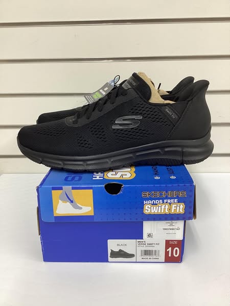 Skechers Men's Verse Hands Free Swift Fit Sneaker Size 10