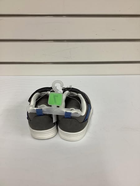 OshKosh B'Gosh Toddler Boys Fashion Sneaker Size 7