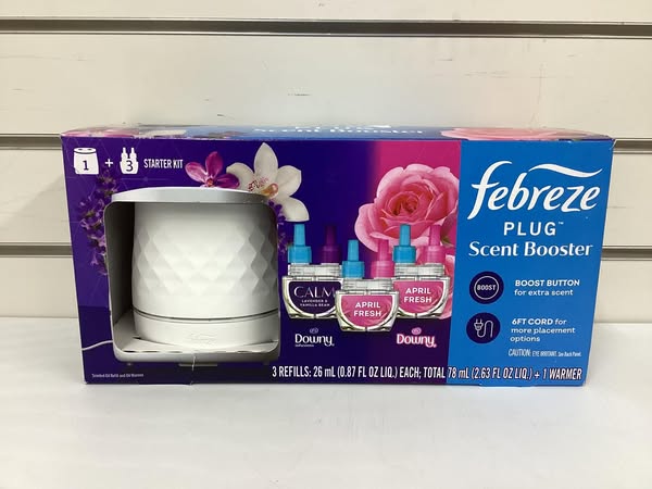 Febreze PLUG Scent Booster Kit, 1 Device + 3 Refills