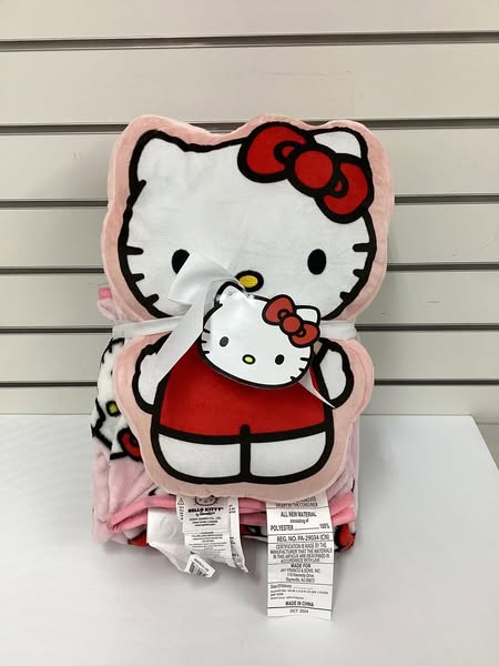 Hello Kitty Pillow and Throw Set, "40 x 50"