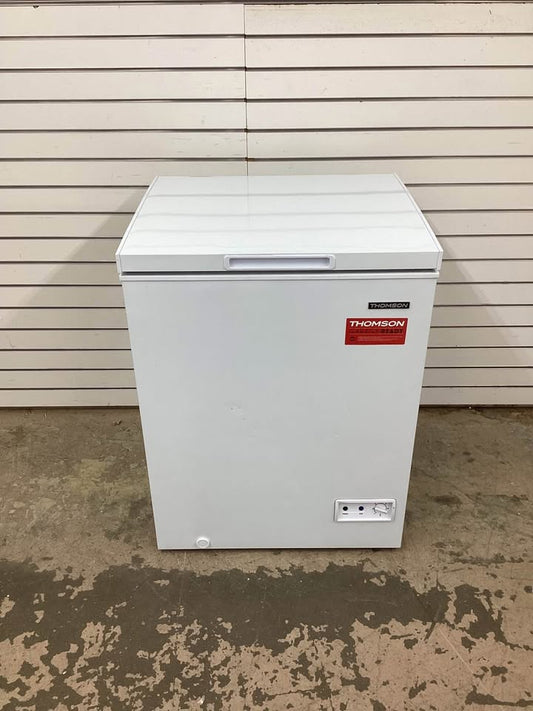 Thomson Chest Deep Freezer, 5.0 Capacity, White, 5 cu ft Lightly Used