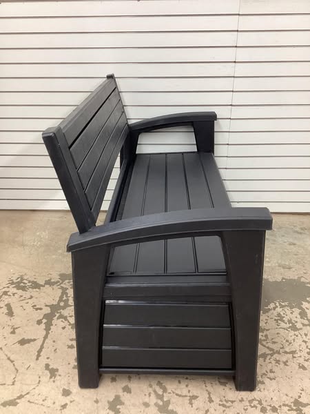 Keter Hudson Plastic Storage Bench, Graphite Gray