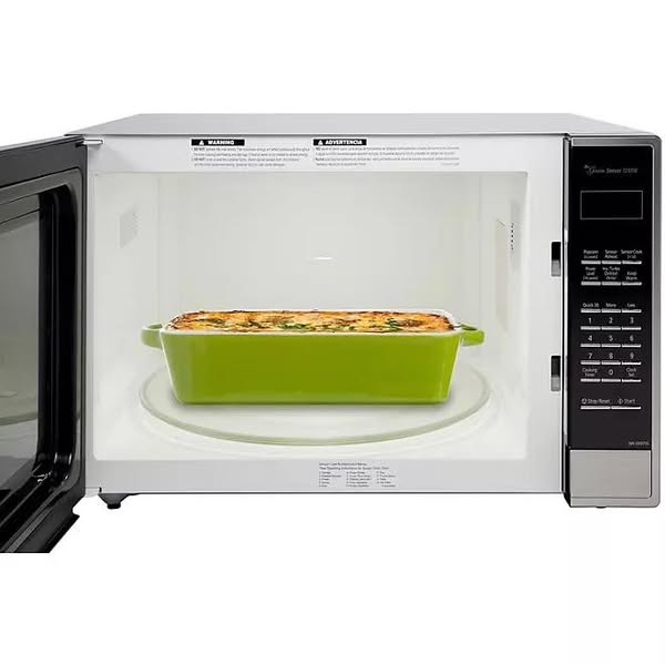 Panasonic 2.2 cu. ft. Stainless Steel 1250W Microwave Oven With Inverter Technology