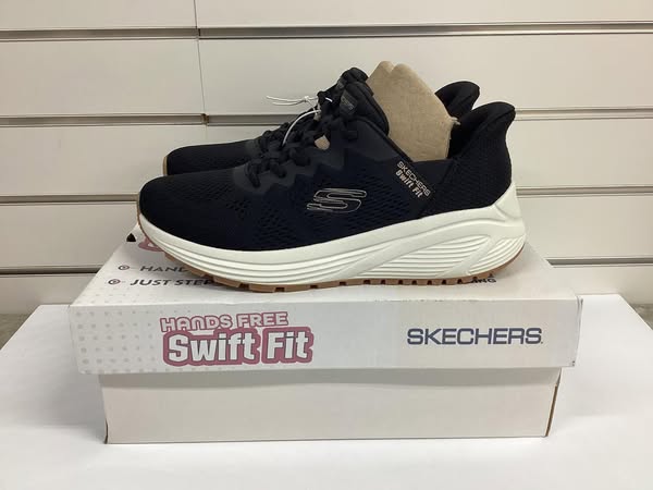 Skechers Women's Hands Free Swift Fit Athletic Mesh Sneaker Size 7.5