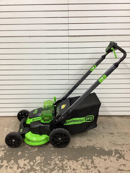 Greenworks 80-volt, 25-in Self Propelled Battery Walk Mower with (2) 2.5 Ah Batteries & Charger Included - Lightly Used