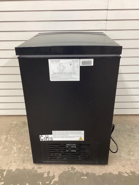 Frigidaire Gallery 5 Cu. Ft. Chest Freezer - Lightly Used