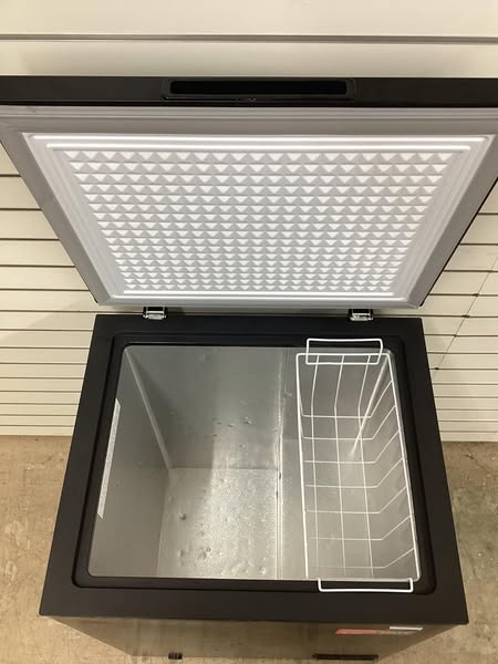 Frigidaire Gallery 5 Cu. Ft. Chest Freezer - Lightly Used