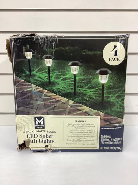 Member's Mark Matte Black LED Solar Path Lights, 4-pack