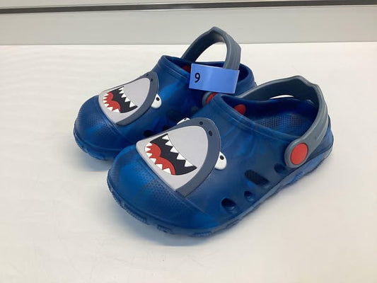 Member’s Mark Toddler Boys Shark Clogs Size 9