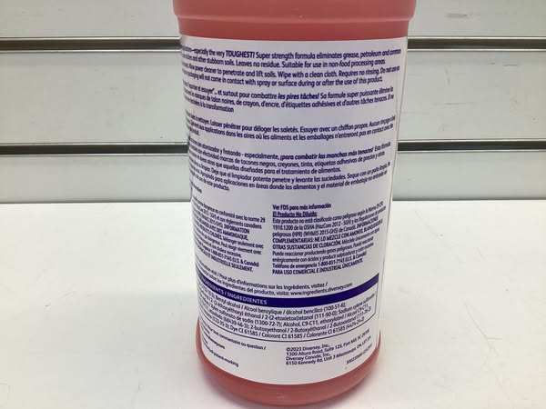 Diversey 32 oz. Fresh Pine Scent Spitfire Power All-Purpose Cleaner Liquid Spray Bottle