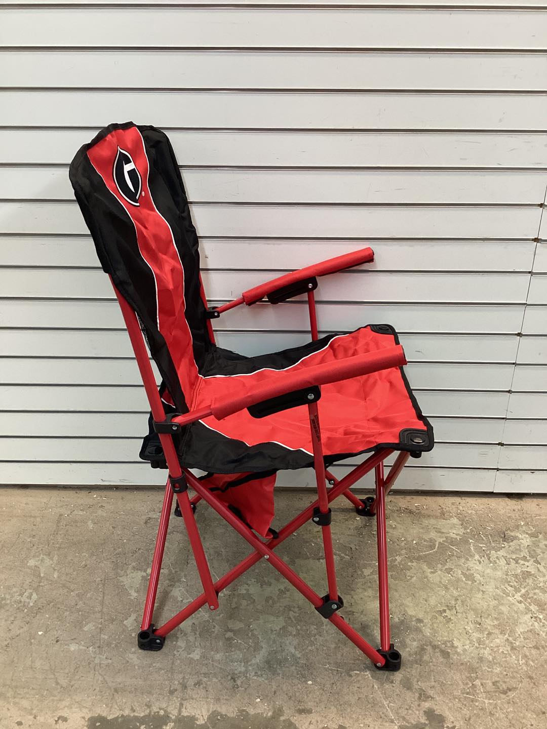 Logo Brands Georgia Bulldogs Hard Arm Chair