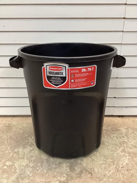 Rubbermaid Roughneck 20 Gal. Black Round Trash Can
