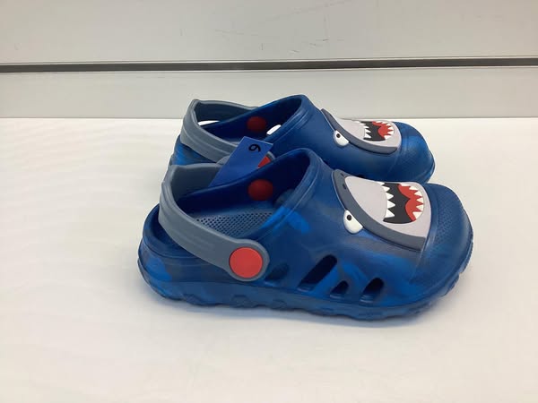 Member’s Mark Toddler Boys Shark Clogs Size 9