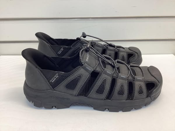 Men's Hands Free Swift Fit Water Sandal Size 10