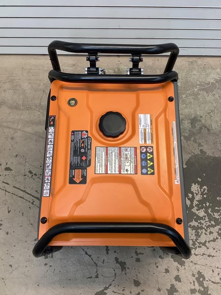 Generac 8125 / 6500-Watt Gasoline Powered Portable Generator with COSense