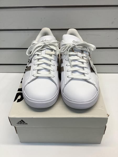 Adidas Women's Grand Court 2.0 Shoe Size 9