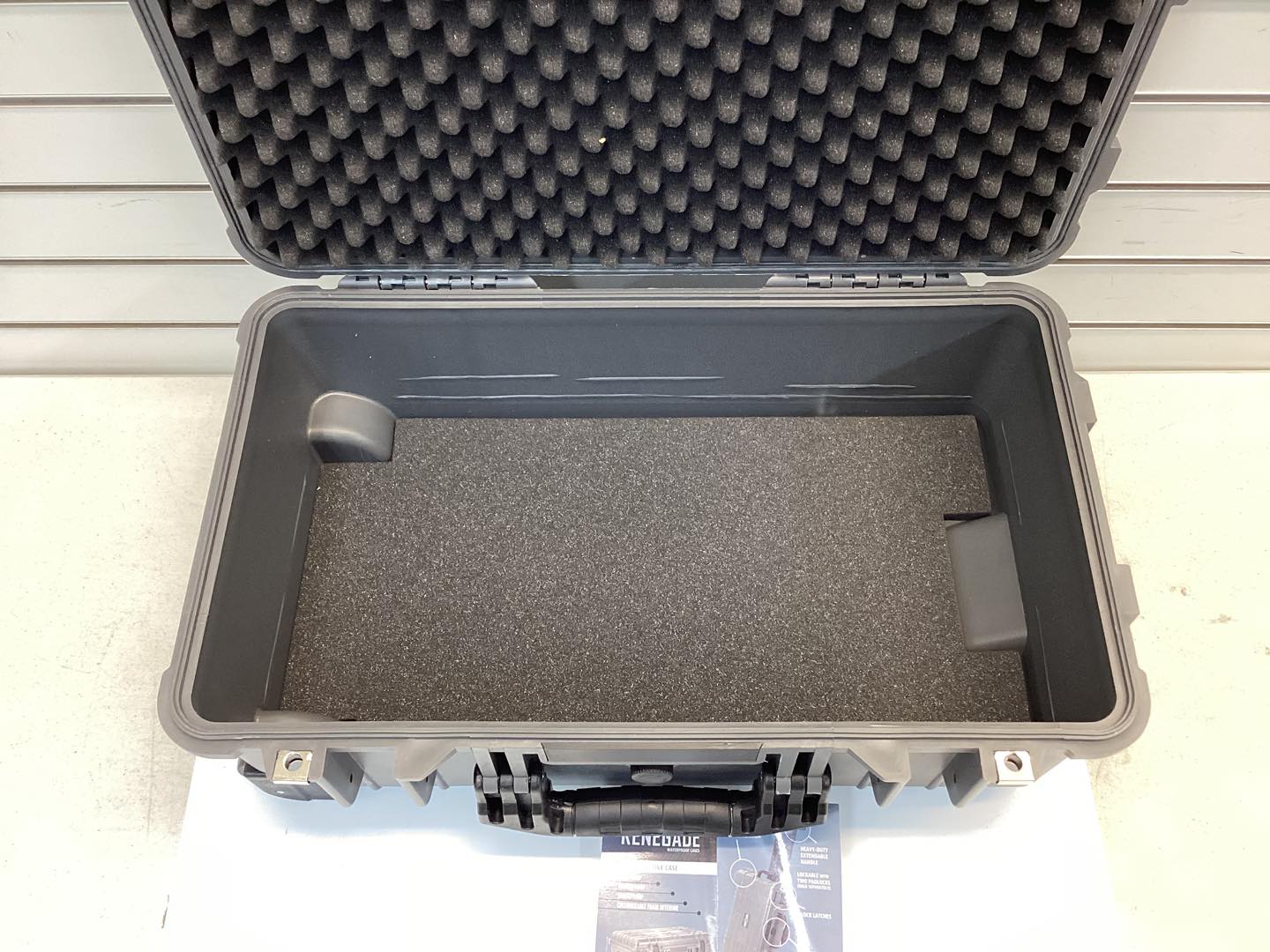 Surelock Security Renegade 22" Gray Waterproof Case