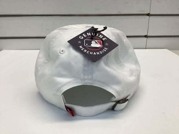 MLB St. Louis Cardinals White Clean Up Hat: Adjustable Cotton Baseball Cap