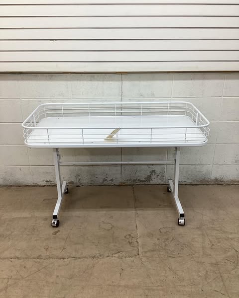 Econoco Folding Dump Table