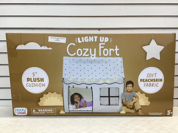 Chuckle & Roar Light-up Cozy Fort