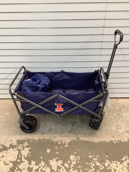 Smart Design NCAA Heavy-Duty Collapsible Sports Wagon