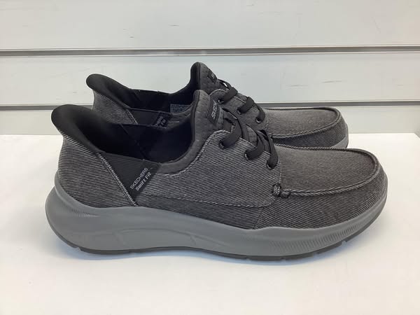 Skechers Men's Hands Free Swift Fit Canvas Sneaker Size 11