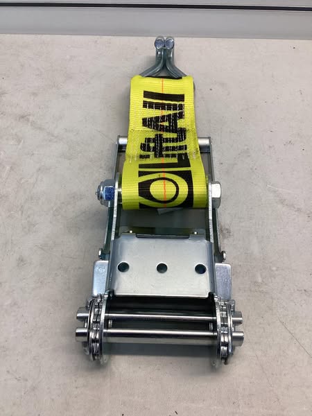 Lift-All LoadHugger 60513 Tiedown With Ratchet Strap, 1600 lb Working, 5000 lb Ultimate/Breaking Strength Load, 27 ft L, U-Hook End Style