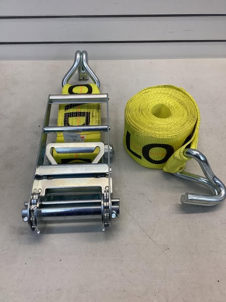 Lift-All LoadHugger 60513 Tiedown With Ratchet Strap, 1600 lb Working, 5000 lb Ultimate/Breaking Strength Load, 27 ft L, U-Hook End Style