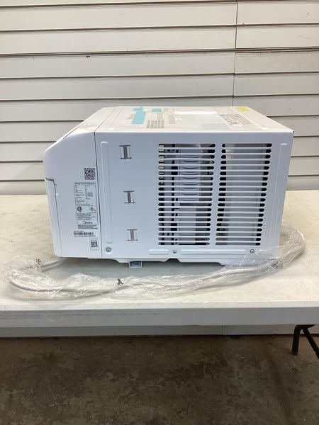 Midea 12,000 BTU Smart Inverter Window AC Lightly Used