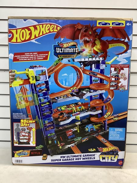 Hot Wheels City Ultimate Garage Playset: Plastic Toy Vehicle Set, Includes Car, Non-Powered, Adult Assembly Required, Ages 4+
