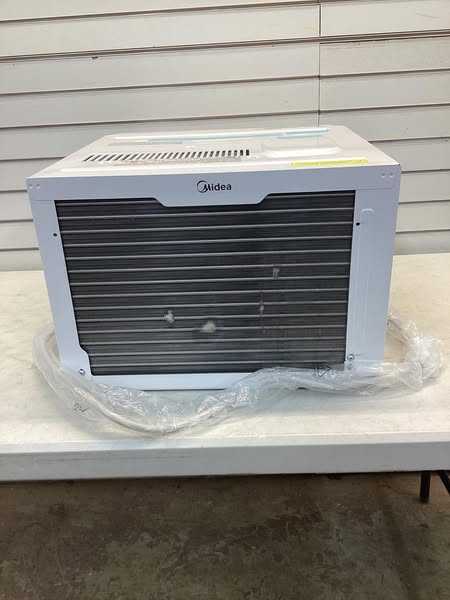 Midea 12,000 BTU Smart Inverter Window AC Lightly Used