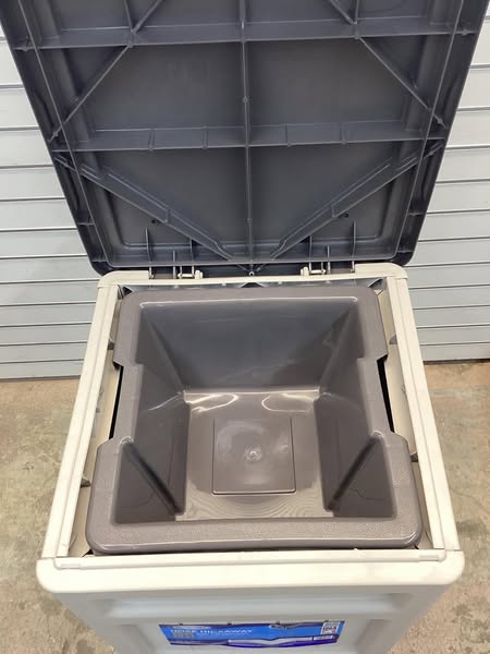 SUNCAST 21 in L x 26 in W x 27 1/2 in H Hose Hideaway Reel for 225 ft L x 5/8 in I.D., Resin, Taupe