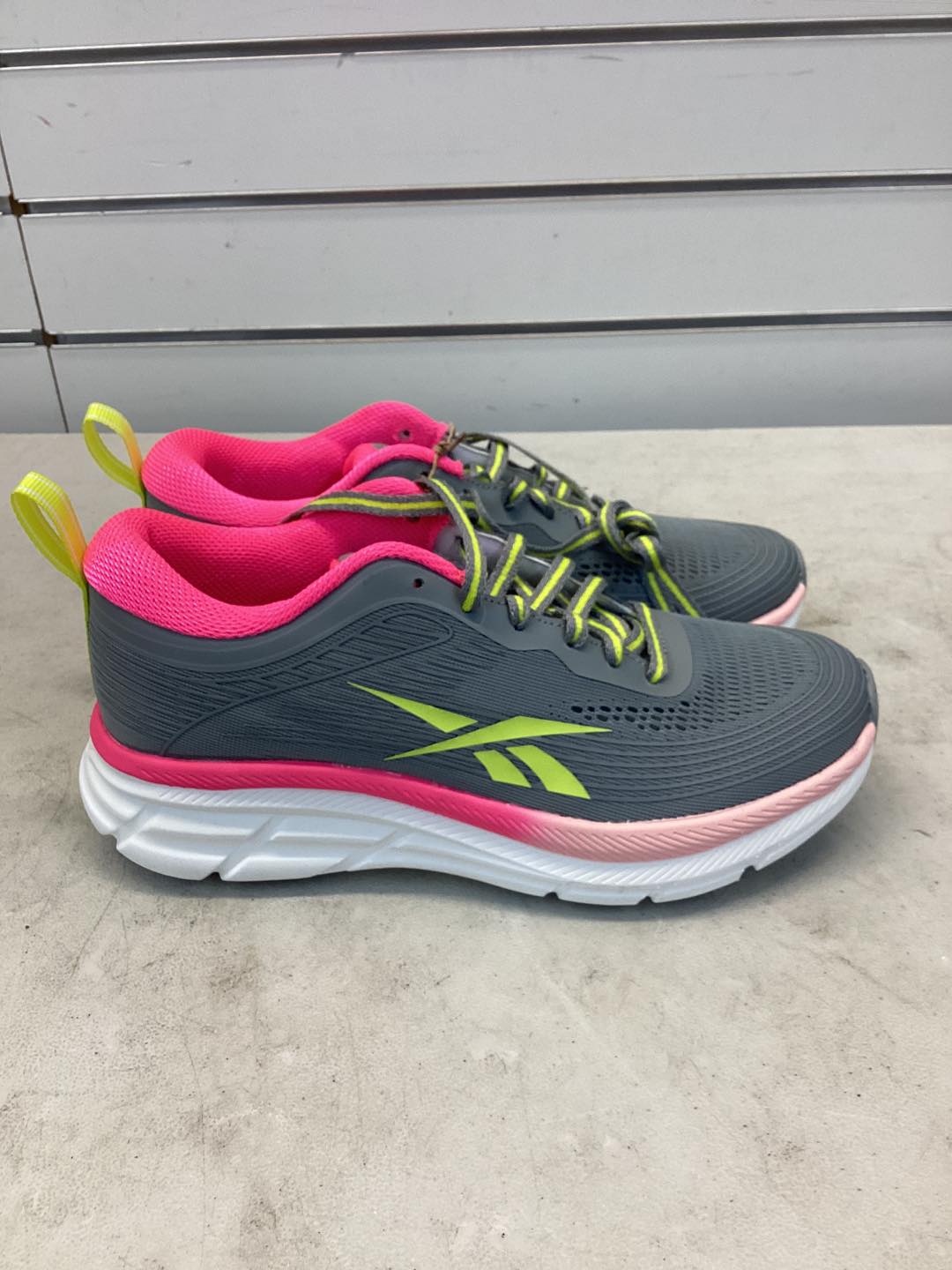 Reebok Women's Road Strider Running Shoe Size 7