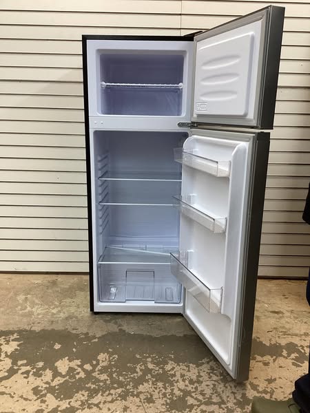 Frigidaire Gallery 7.5 Cu. Ft. Top Mount Fridge