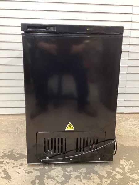 Frigidaire Gallery 7 Cu. Ft. Chest Freezer, Black