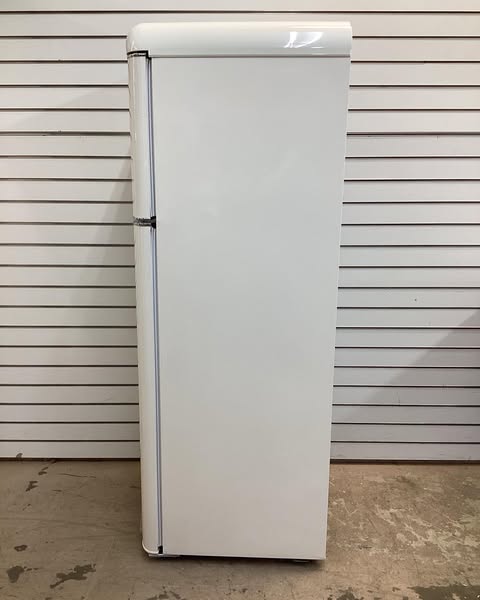 Frigidaire 7.5 cu. ft. Mini Fridge in Cream with Rounded Corners and Top Freezer