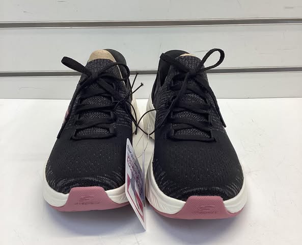 Skechers Women's Hands Free Swift Fit Stretch Knit Sneaker Size 6.5