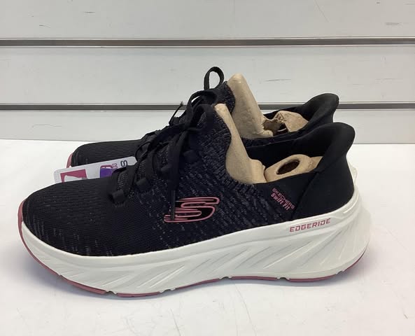 Skechers Women's Hands Free Swift Fit Stretch Knit Sneaker Size 6.5